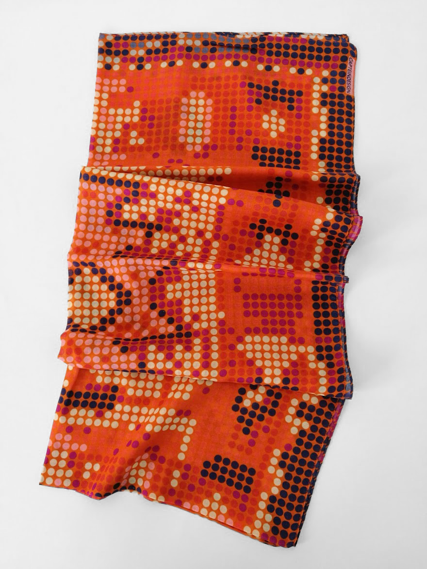 Shawl ‘Dieuwertje Orange’