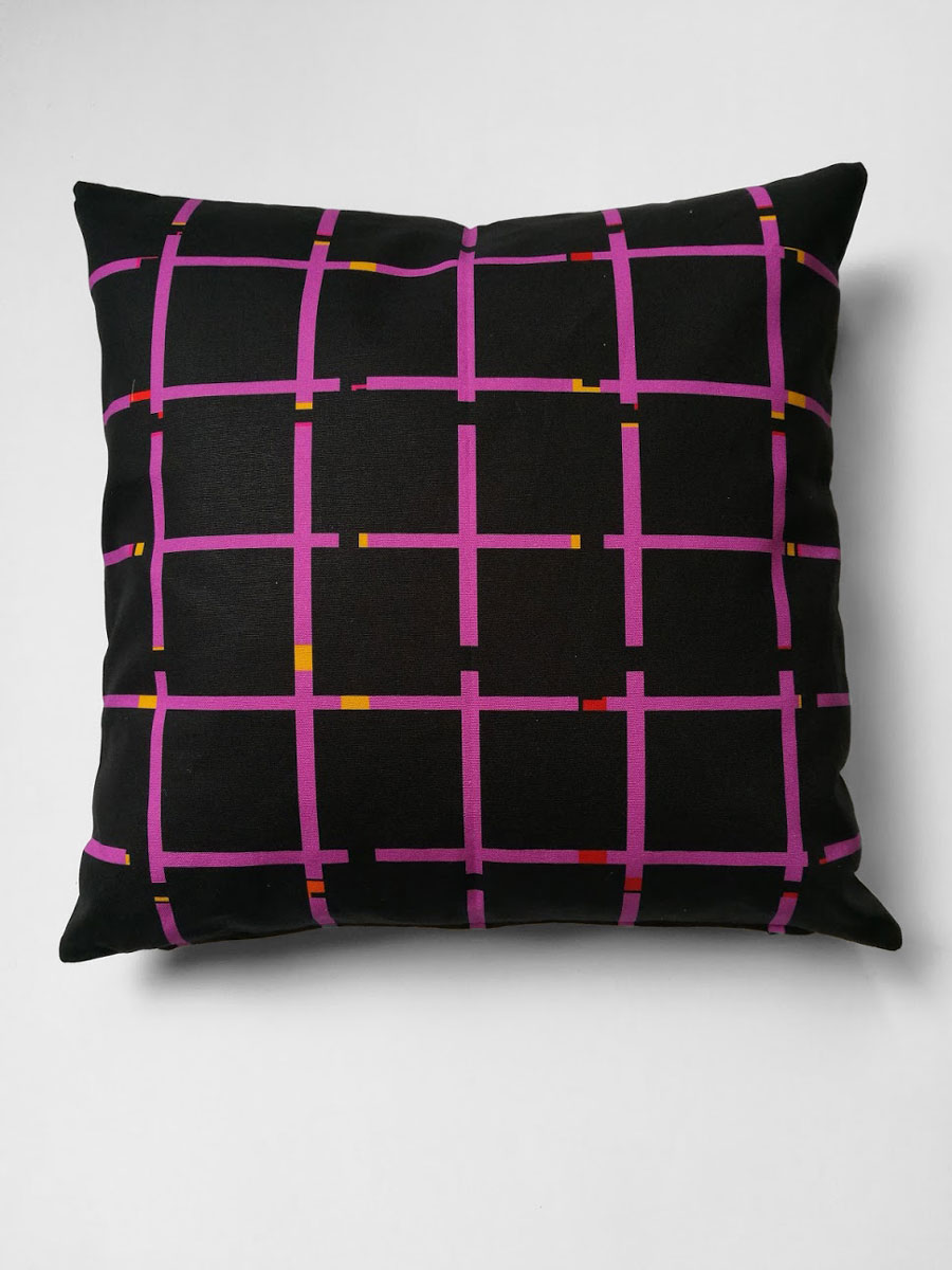 Pillow ‘An-Jet Black’