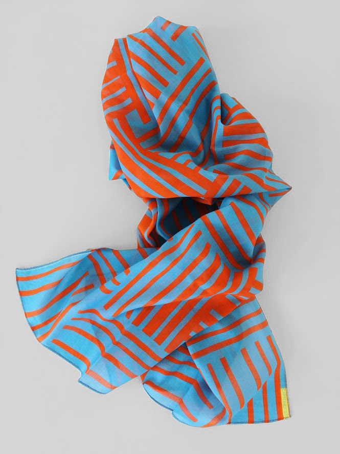 Shawl ‘No Stars Orange Blue’