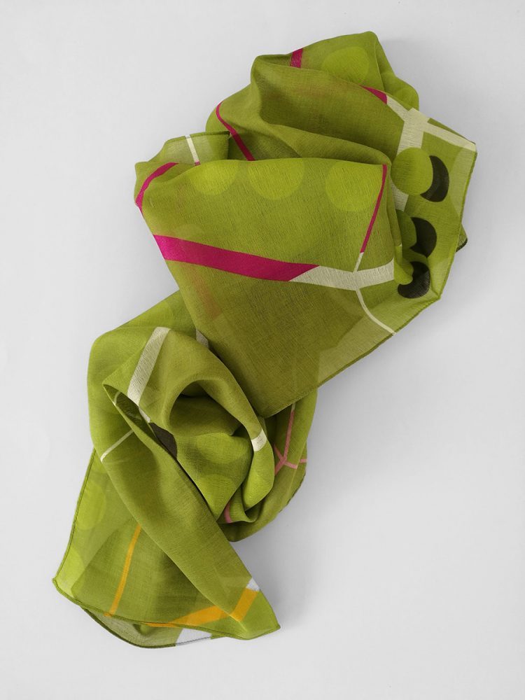 Shawl ‘Point of View Apple Green’